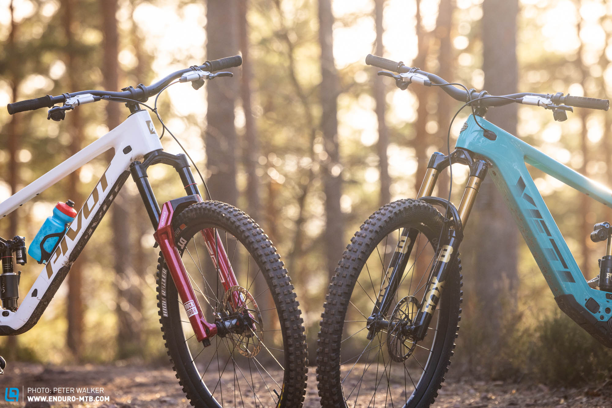 FOX 38 Factory GRIP X2 vs RockShox ZEB Ultimate 2027 – która widelec enduro góruje?