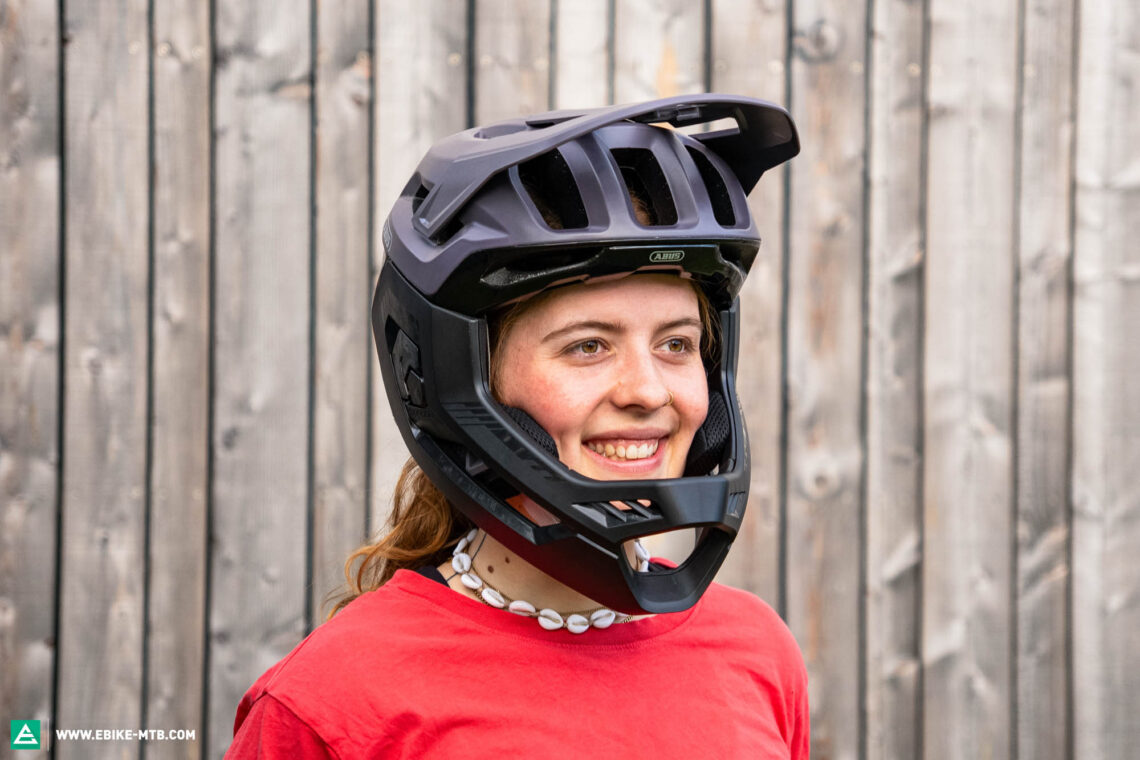 Test kasku ABUS Targon: full-face ze zdejmowaną szczęką, dwa kaski w jednym