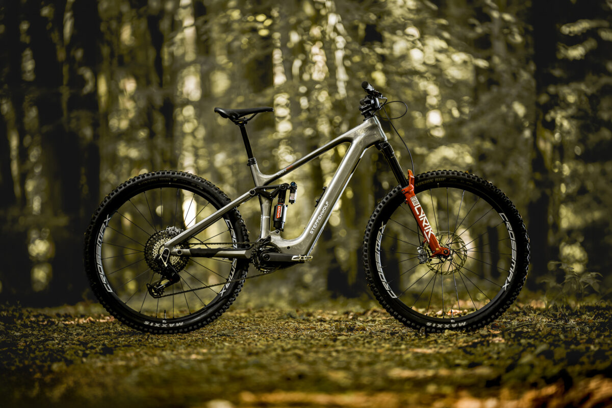 Test Steppenwolf Tundra 10.0: stylowy e-MTB z ambicjami all-mountain