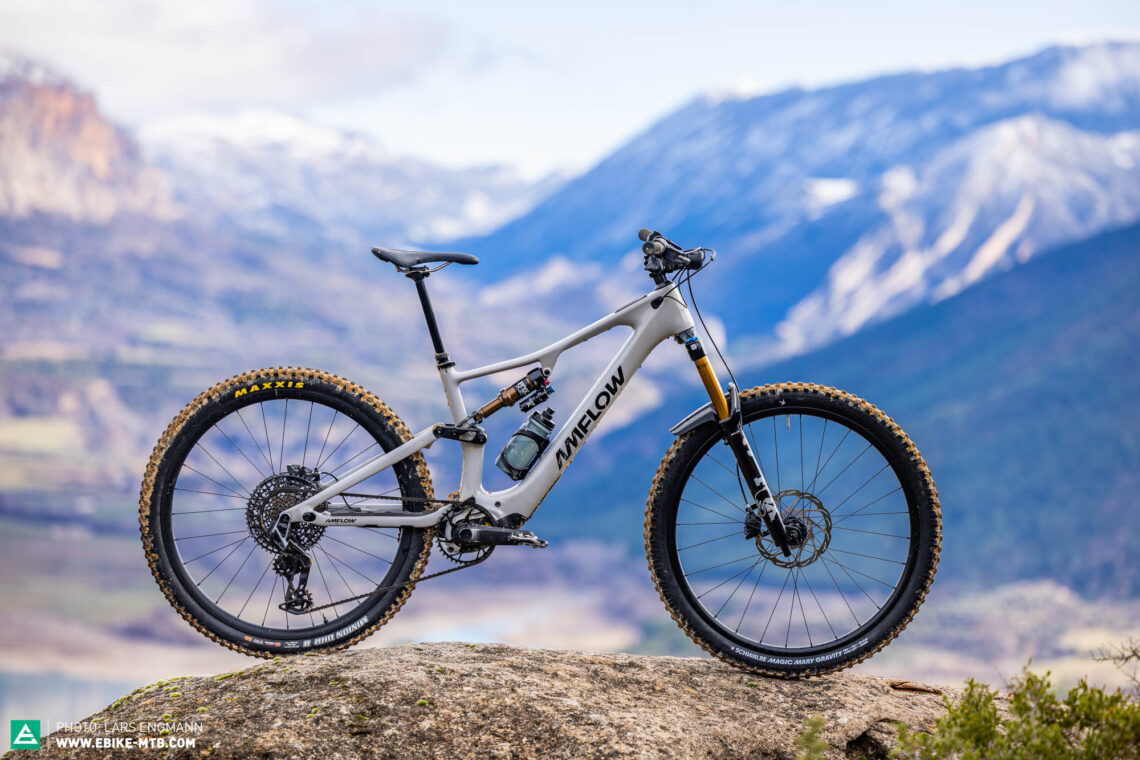 AMFLOW PX Carbon Pro z silnikiem Avinox M2S – nowy król technicznych podjazdów?