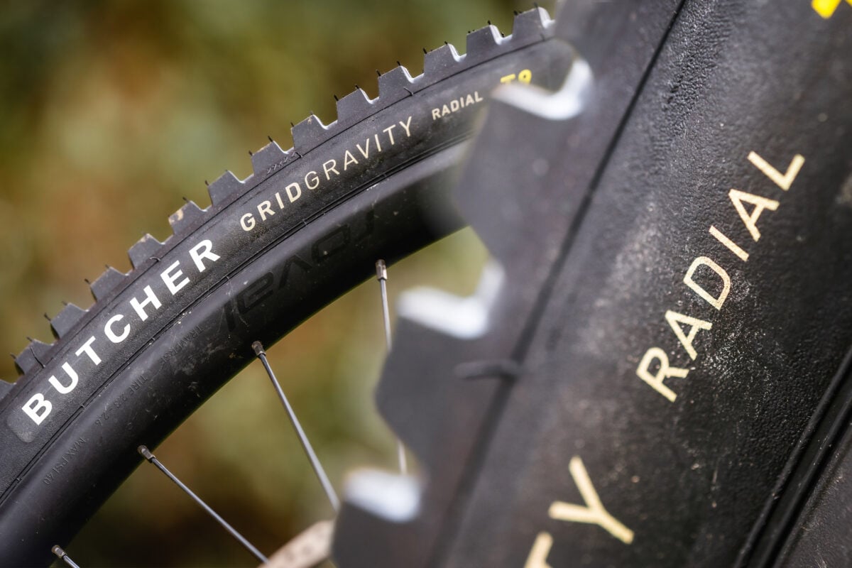 Specialized Butcher/Eliminator Radial: pierwsze wrażenia z trailów – więcej przyczepności!