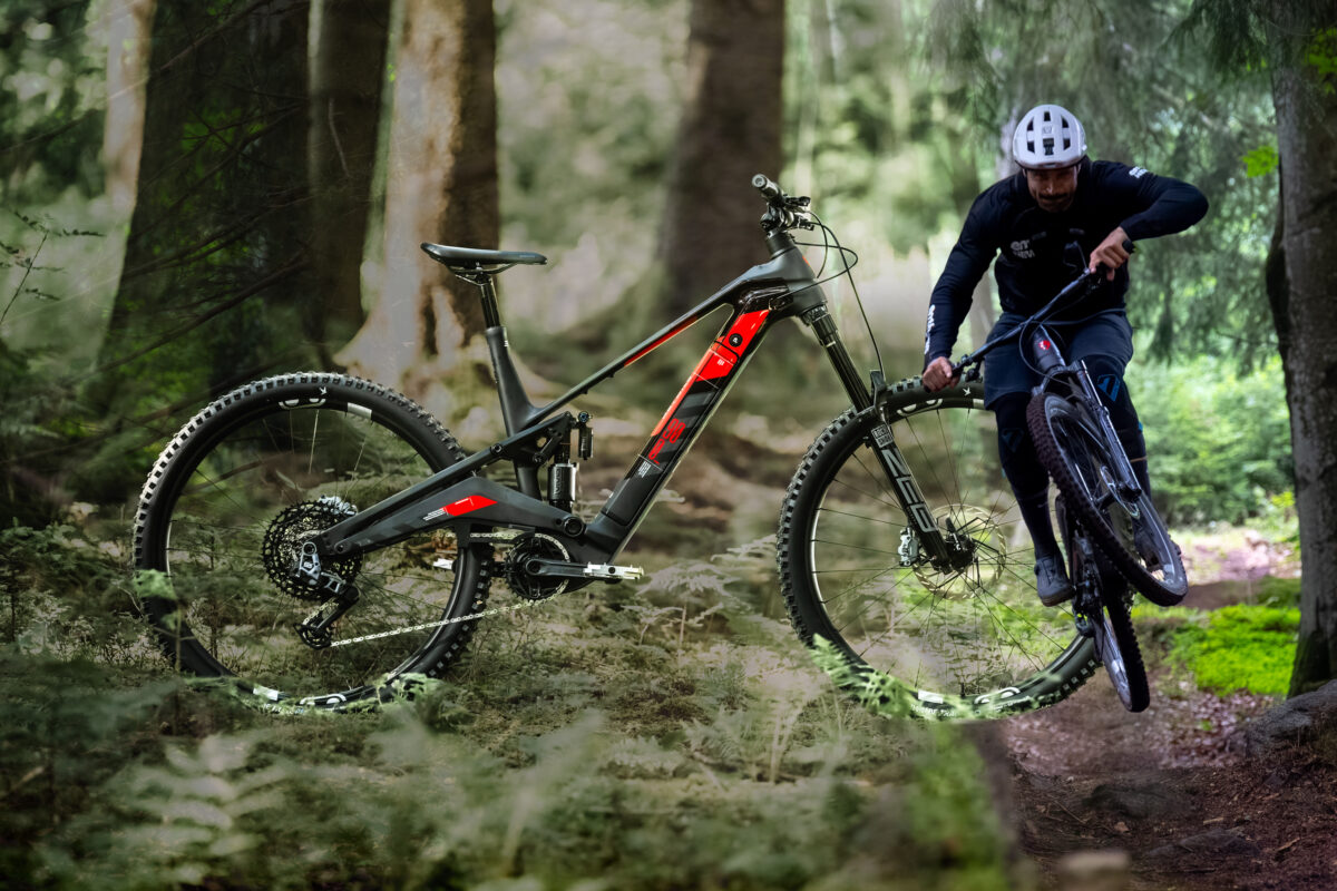 Rotwild R.EXC Pro 2026: test roweru z napędem Avinox M2S i modularną geometrią
