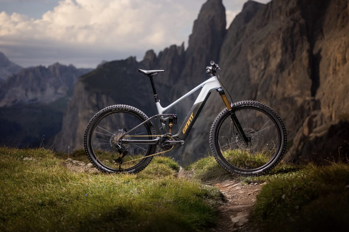 Giant Trance Advanced E+ 0 2027: test, 840 Wh, 120 Nm i tylko 22 kg